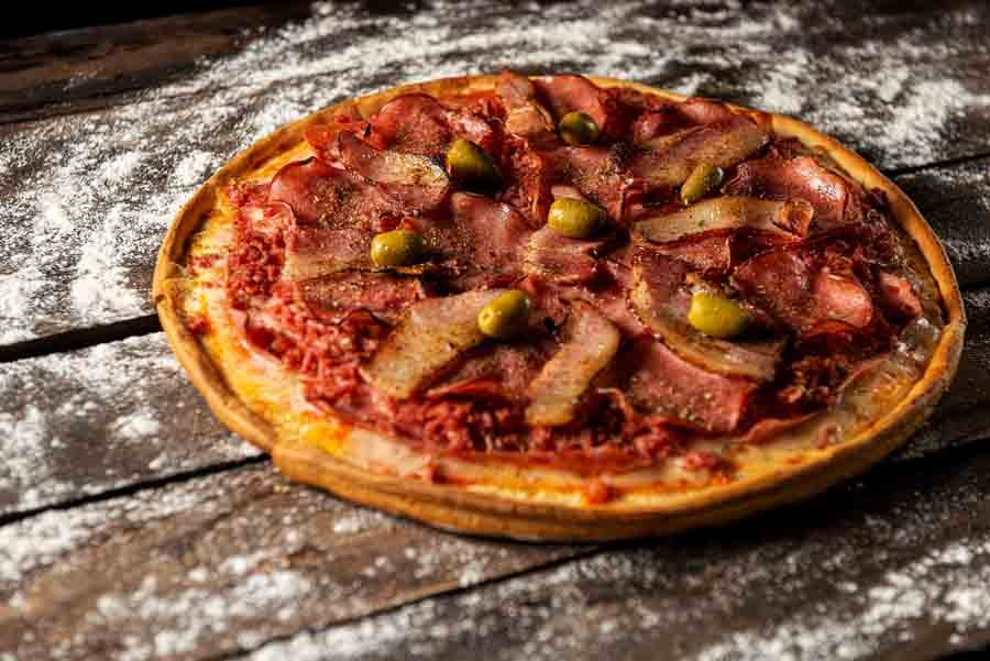 PIZZA DE 4 CARNES